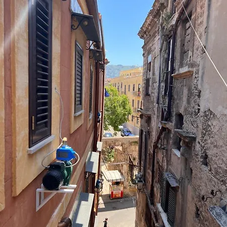 شقة Domus Conte Federico